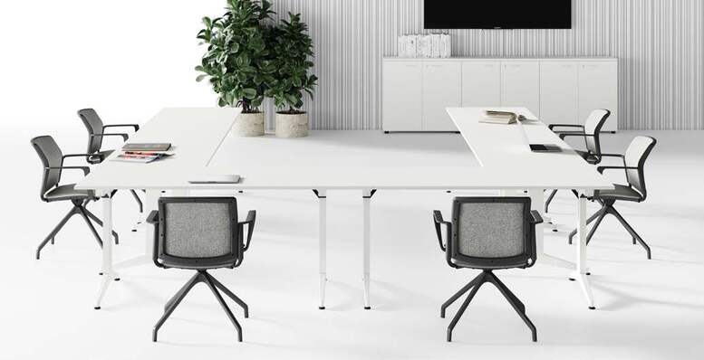 confemeetingtable_img21