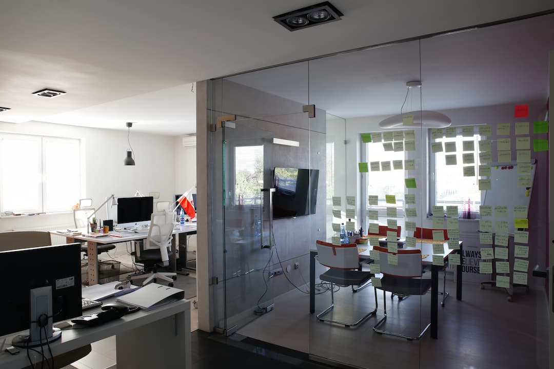 cubicle-size